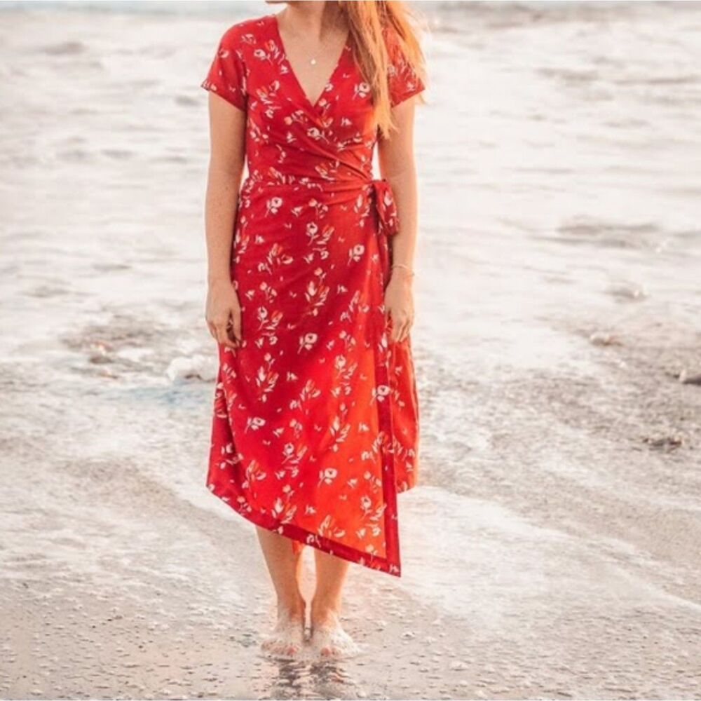 KOSAN Travel Co. Go Travel Wrap Dress - Red Florals L